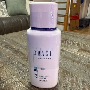 Obagi Nu-Derm Toner - White and Blue